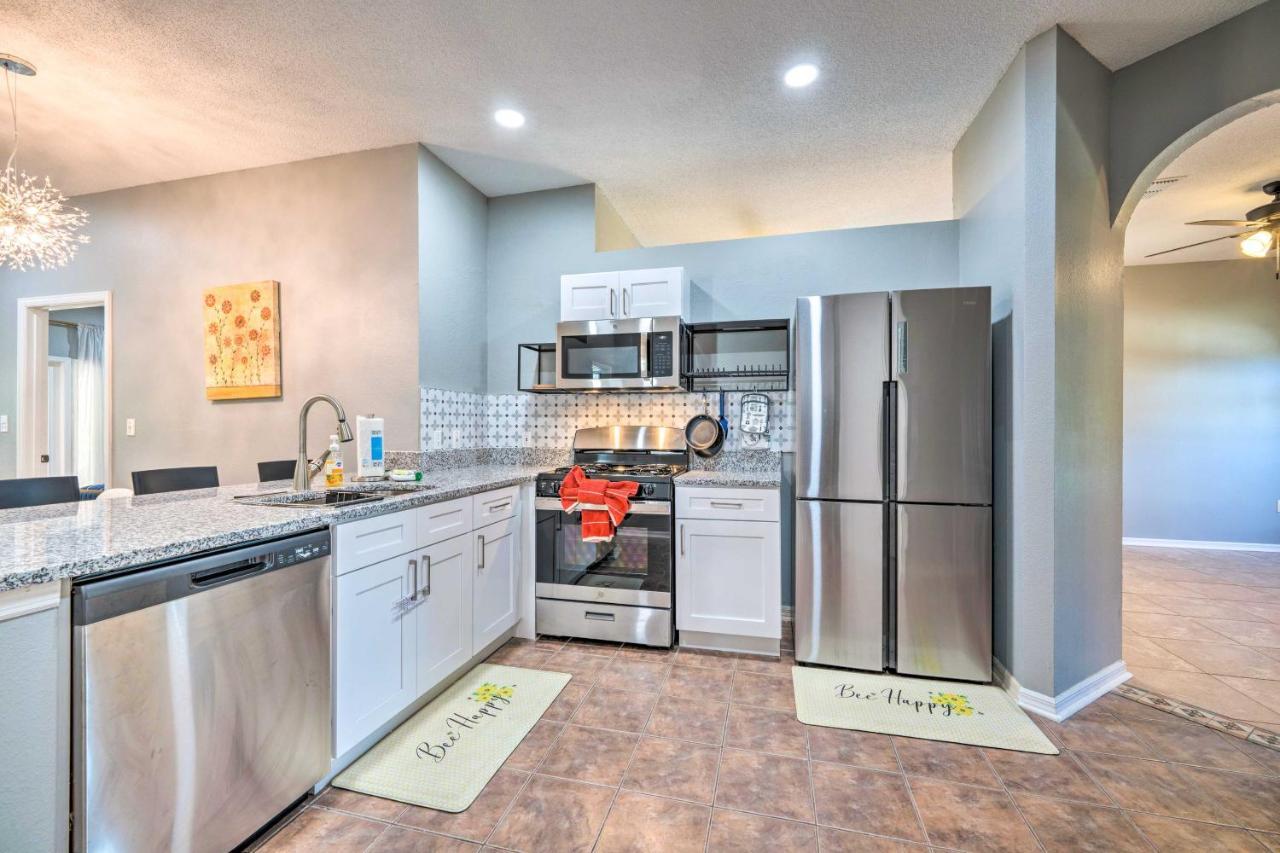 Sunny Clermont Retreat With Pool 12 Mi To Disney! Ορλάντο Εξωτερικό φωτογραφία